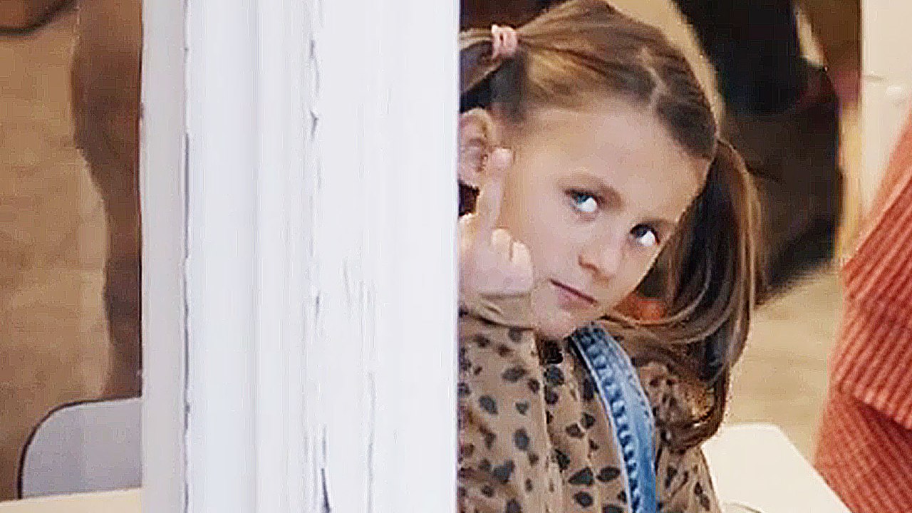 Meine Nachbarn mit dem dicken Hund - Trailer (Deutsch)