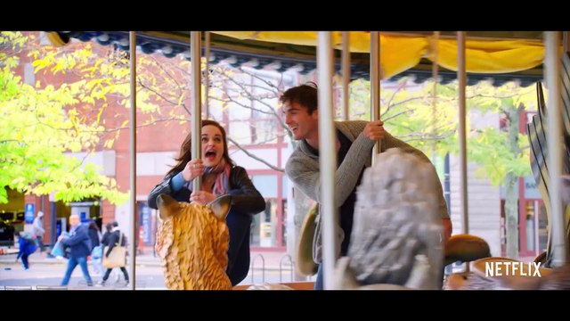 Einer Der Grossten Netflix Hits Kehrt Zuruck Trailer Zu The Kissing Booth 2