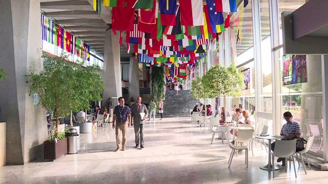 Π.Ο.Υ.: Συγκρατημένη αισιοδοξία για τα εμβόλια, ανησυχία για τη ραγδαία αύξηση των κρουσμάτων