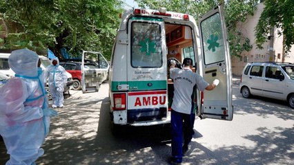 Bloody November: Corona taking 4 lives every hour in Delhi