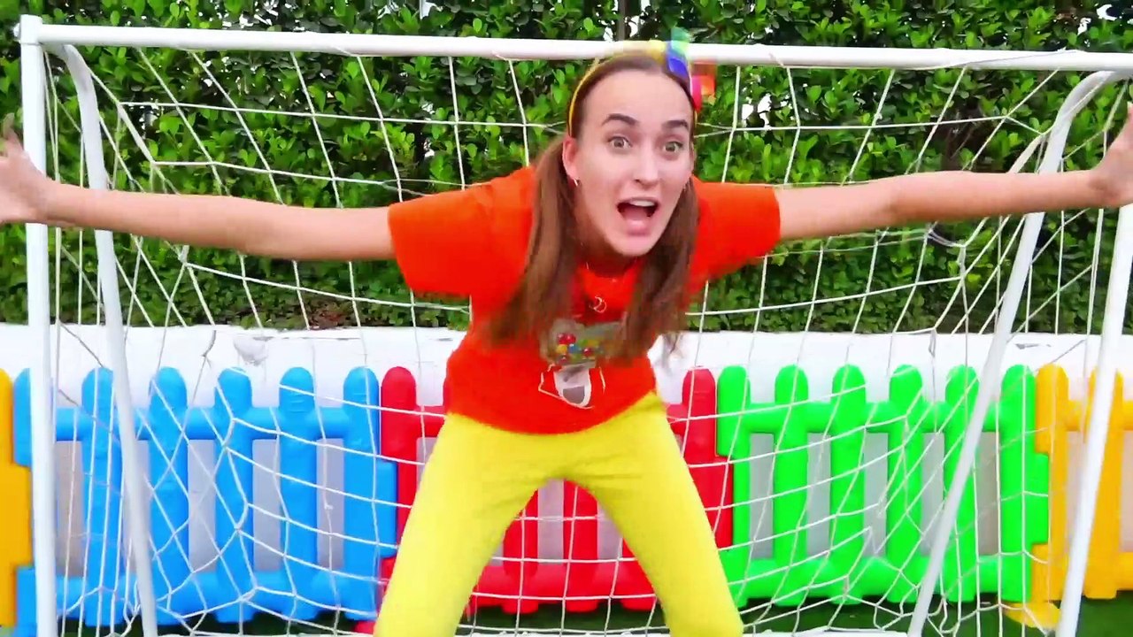 funny toys stories 2 with costumes for kids