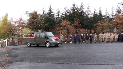 HAKKARİ - Irak sınır hattında şehit olan asker için tören düzenlendi