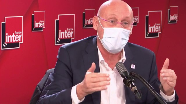 Départ des bénévoles : Sans eux, le monde sportif va mourir (Bernard Laporte)