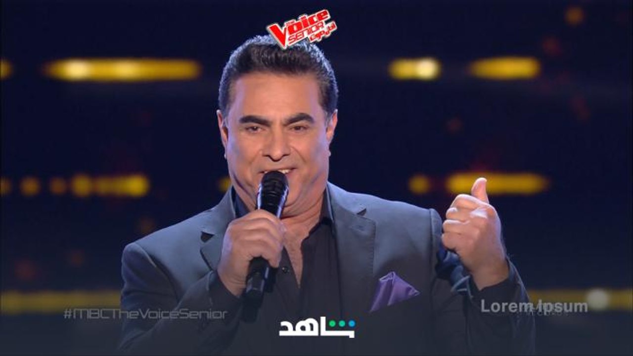 فيصل الحلاق يشعل المسرح بأغنية من الزمن الجميل....