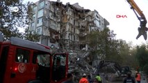 Hasarlı binaların yıkımı riskli şekilde yapılıyor