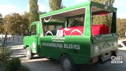 Koronavirüsten ölen Emine hemşire, son yolculuğuna uğurlandı | Video
