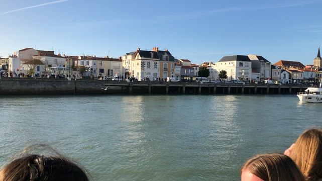 Vendée Globe: Jérémie Beyou repart avec le public