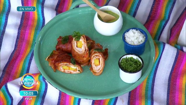¡Prepara unos deliciosos y crujientes Rollitos de gringa de pastor y tocino! | Venga La Alegría