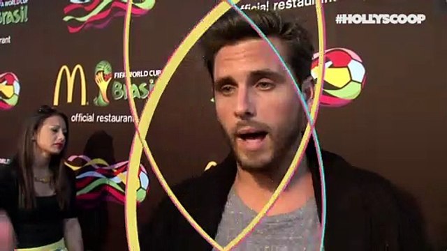 Scott Disick OFFICIALLY Dating Amelia Hamlin & Sofia Richie Reacts!