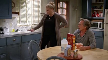 Mom 8x03 Tang and a Safe Space for Everybody - Clip