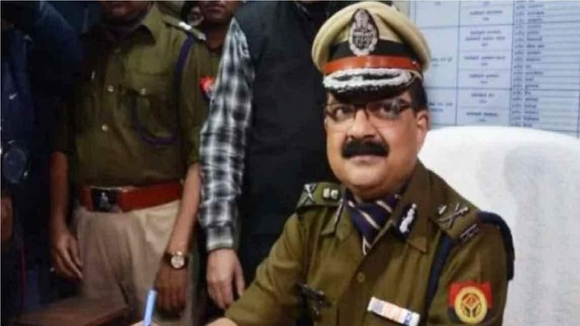 Lucknow Poisonous liquor case: Yogi govt takes action