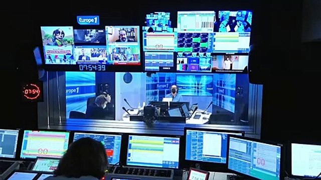 Philippe de Villiers à Gérald Darmanin : Il faut ouvrir nos saintes Églises ! (Canteloup)