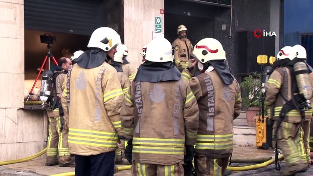 Bağcılar’da baskı atölyesindeki yangın korkuttu