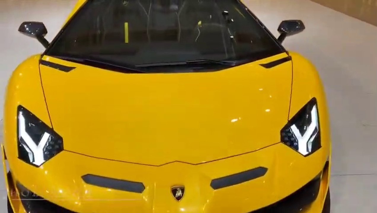 2021 Lamborghini Aventador SVJ Roadster [Walkaround]