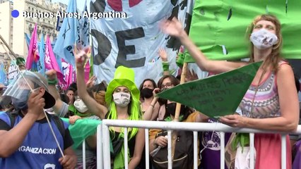 Celebrations as Argentine president to bring new abortion bill to Congress