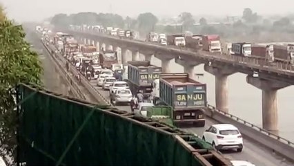 कानपुर: जाजमऊ गंगा पुल में लगा भीषण जाम