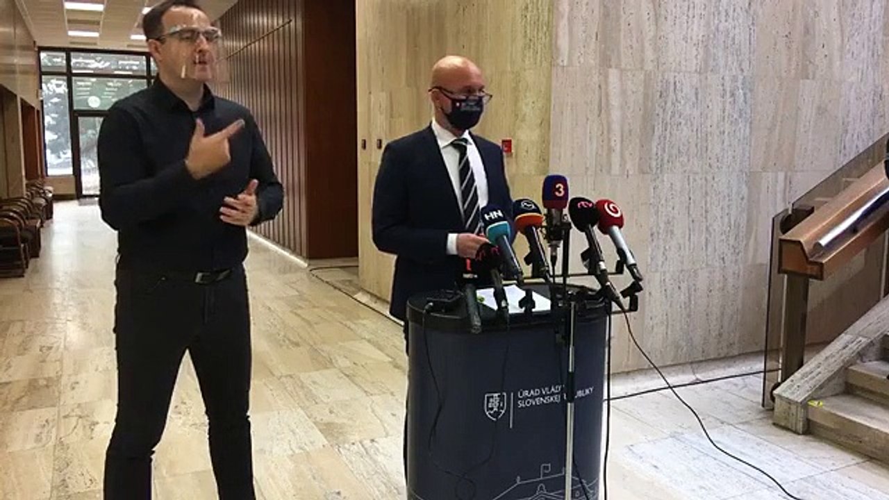 ZÁZNAM: Brífing ministra obrany J. Naďa