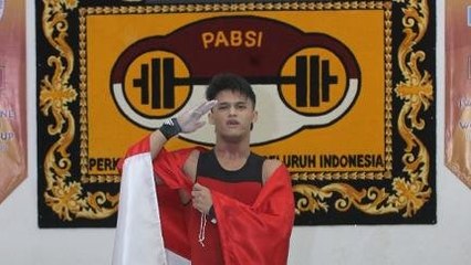 Lifter Muda Indonesia Pecahkan Rekor dunia