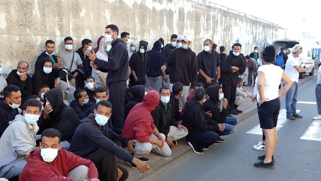 Marlaska ordena una investigación por el desalojo de más de 200 inmigrantes en Canarias