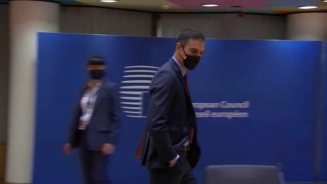 Bruselas da aprobado general a presupuestos de todos los países, pero advierte a España