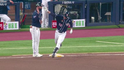 김재호, 솔로홈런 포함 2타점 맹타...두산, 한국시리즈 2차전 반격 / YTN