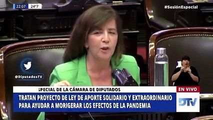 Gabriela Cerruti cargó contra los diputados que se fueron a ver el partido