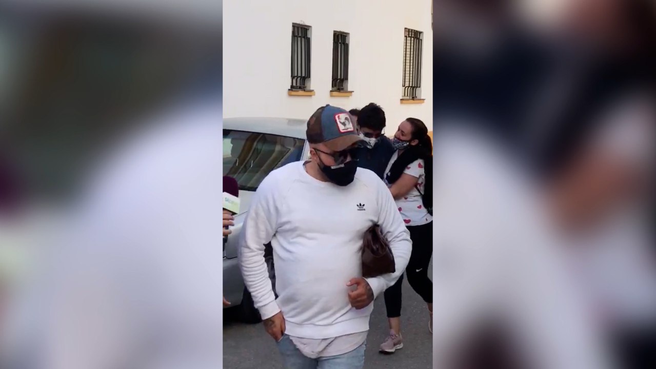 Primeras imágenes de Cayetano y Francisco con Kiko Rivera, en casa de su tío José Rivera