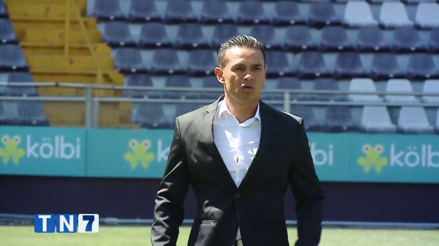 td7-centeno-cumple-cien-partidos-en-banquillo-morado-181120