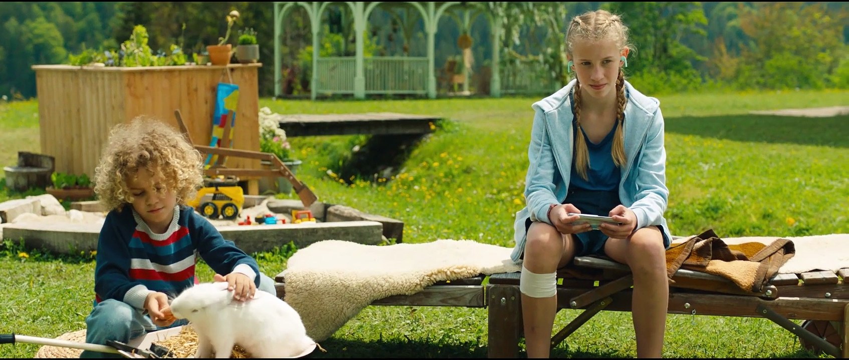 MADISON UNGEBREMSTE GIRLPOWER Film  Clip