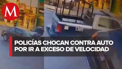 Patrulla choca contra auto en el centro de Monterrey; hay un muerto
