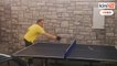 Anwar pamer pukulan 'smash' ketika main ping pong
