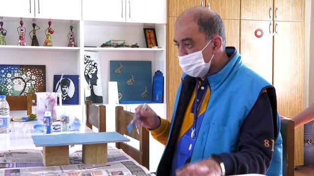 Otizmli bireyler, ‘Bizim Otizm Köyü’nde kurslara katılıyor