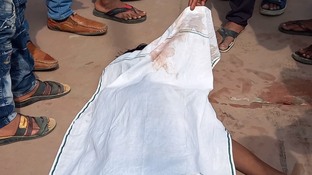 इंदौर से उज्जैन सगाई समारोह में आया किशोर, दत्त...
