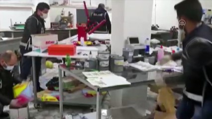 KOCAELİ - Matbaa atölyesinde sahte 1,5 milyon dolar ele geçirildi