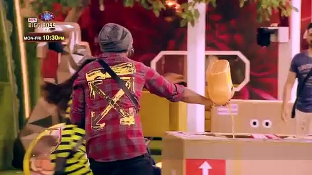 Bigg Boss 14 spoiler alert Day 42 Jaan Kumar Sanu breaks ties with Eijaz Khan