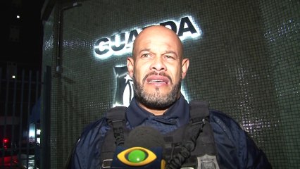 Taxista é feito refém durante assalto e, após troca de tiros, Guarda Municipal realiza resgate