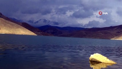 Dilimli Barajı'nda sonbahar ve kar güzelliği