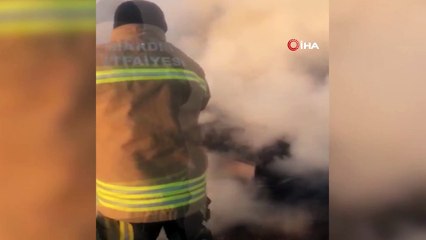 - Mardin'de seyir halindeki araç alev aldı