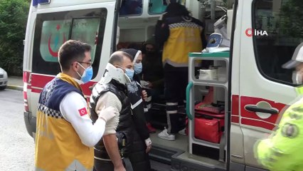 Sancaktepe'de ticari taksi ile kamyonet çarpıştı: 2 yaralı