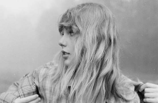 テイラー・スウィフトがＡｐｐｌｅ Ｍｕｓｉｃアワードでソングライター・オブ・ザ・イヤーに輝いた