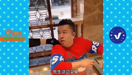 New Funny Videos 2020 (People doing stupid things)