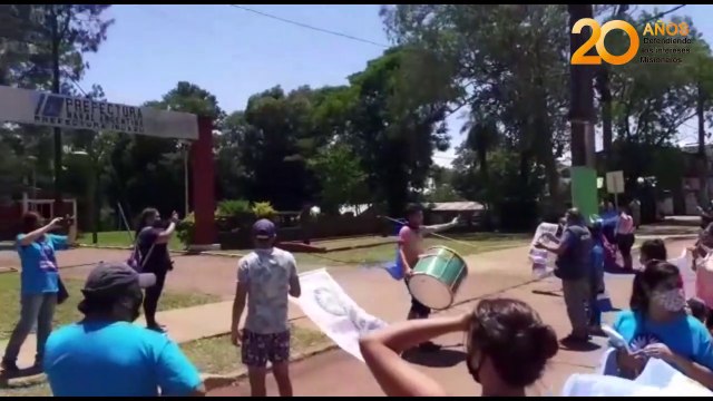 Organizaciones sociales se manifestaron en Iguazú luego del decomiso de cajas de pollo por parte de Prefectura