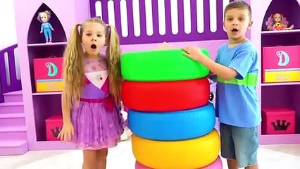 Diana and Roma Hide and Find Lost Puppies