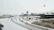 Erciyes Kayak Merkezi beyaza büründü