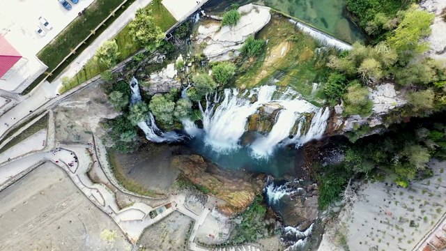 ERZURUM - (Drone) 'Türkiye'nin en büyük şelalesi'nde sonbahar güzelliği (2)