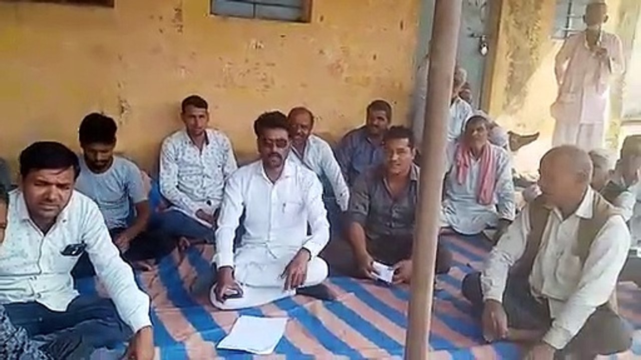 सुनेरा निवासी किसानो का अनिश्चितकालीन धरना प्रदर्शन जारी