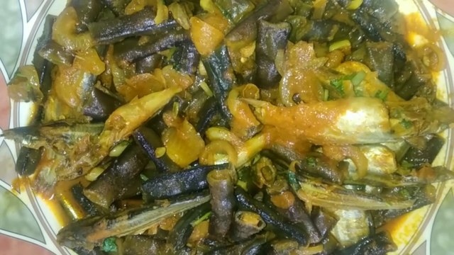 দারুন স্বাদের বরবটি ও টেংরা মাছের রেসিপি ‌।। Tengra Fish Recpie ।। Borboti Ranna Recipe ।। borboti recpie ।।