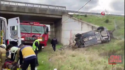 Otomobil viyadükten düştü | Video