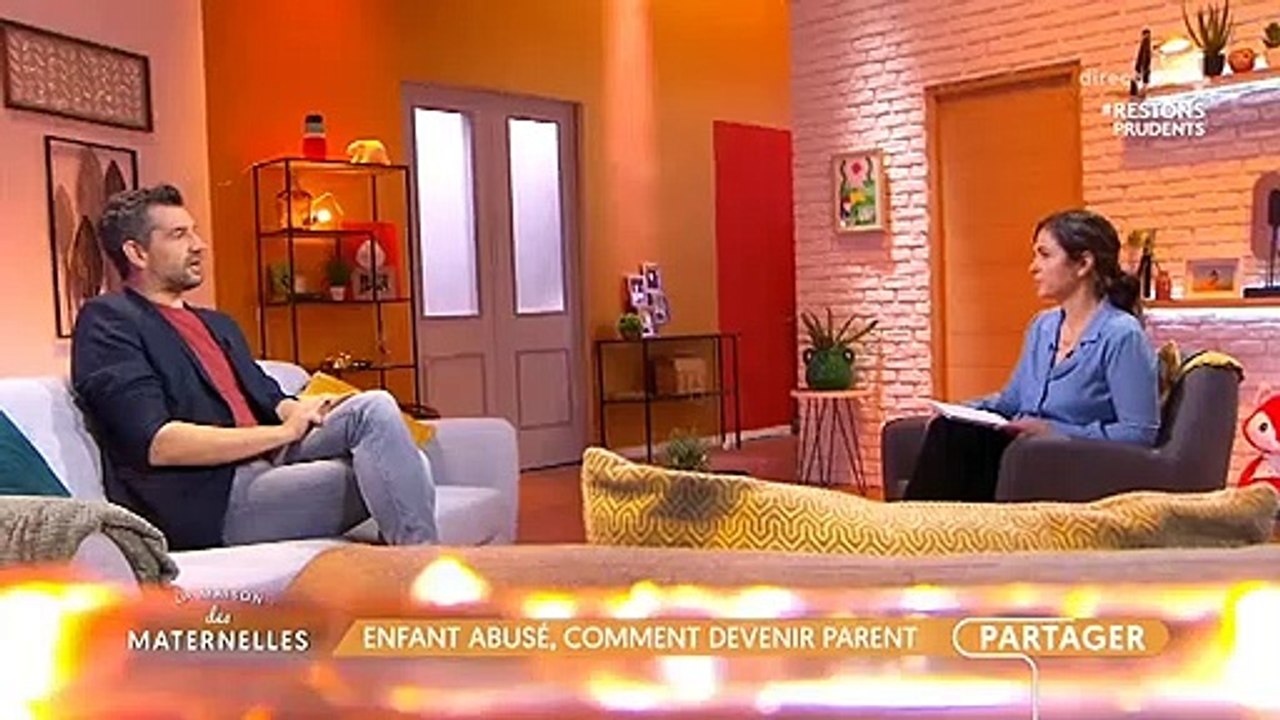 Mathieu Johann revient sur son enfance marquée par des agressions sexuelles dans "Les Maternelles" (France 4)
