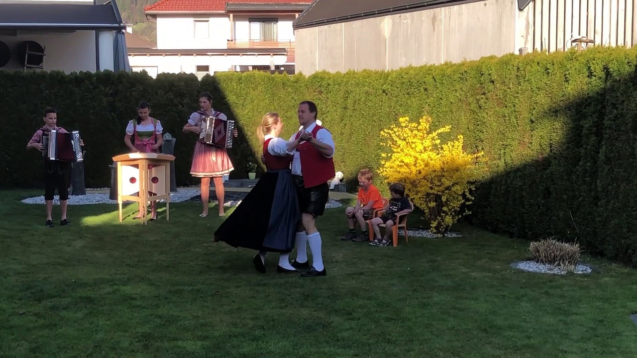 Gartenkonzert der Reiter Hausmusik und dem JUZI Daniel